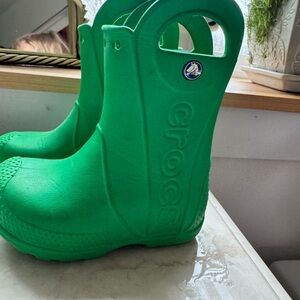 CROCS Kids Vibrant Green Rain Boots